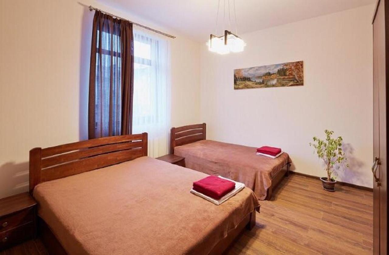 לבוב Apartment On Lychakivska מראה חיצוני תמונה